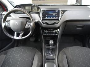 Peugeot 2008  1.2 PureTech 