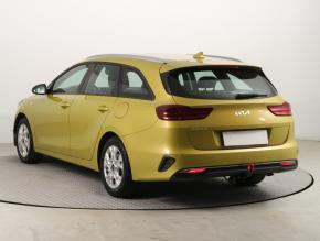 Kia Ceed  1.5 T-GDI MHEV 