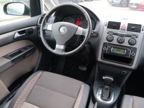 Volkswagen Touran  2.0 TDI Cross 