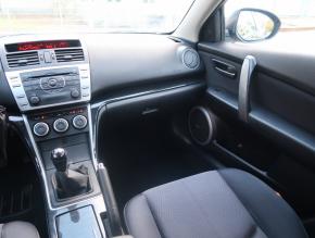 Mazda 6  2.0 DI 