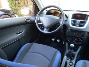 Peugeot 206  1.4 i 