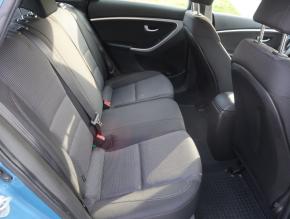 Hyundai i30  1.6 MPI 