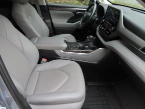 Toyota Highlander  2.5 Hybrid 