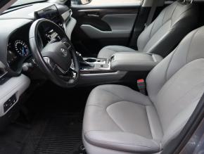 Toyota Highlander  2.5 Hybrid 