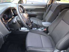 Mitsubishi Outlander  2.0 