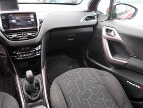 Peugeot 2008  1.2 PureTech 