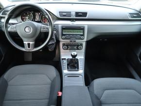 Volkswagen Passat  2.0 TDI 