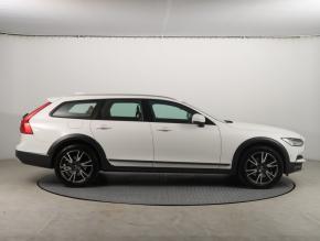 Volvo V90 Cross Country  D4 2.0 AWD 