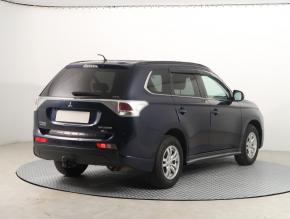 Mitsubishi Outlander  2.2 DI-D 