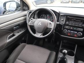 Mitsubishi Outlander  2.2 DI-D 