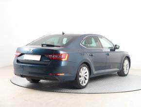 Škoda Superb  2.0 TDI Style 