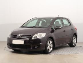 Toyota Auris  1.6 Valvematic 