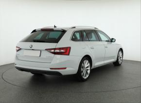 Škoda Superb  2.0 TDI 