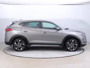 Hyundai Tucson  2.0 CRDi 