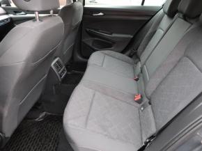 Volkswagen Golf  1.0 TSI 