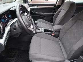 Volkswagen Golf  1.0 TSI 