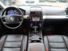 Volkswagen Touareg  3.0 TDI 