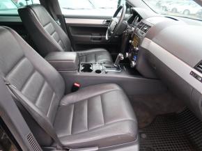 Volkswagen Touareg  3.0 TDI 