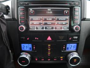 Volkswagen Touareg  3.0 TDI 