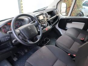 Peugeot Boxer  2.0 BlueHDi 