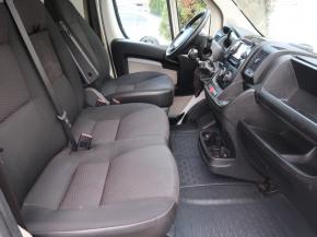 Peugeot Boxer  2.0 BlueHDi 