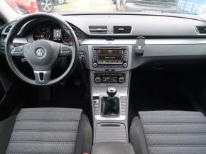 Volkswagen Passat  2.0 TDI 