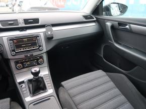 Volkswagen Passat  2.0 TDI 