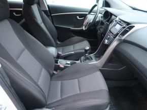 Hyundai i30  1.6 MPI 