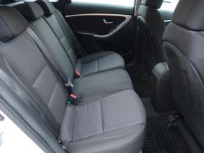 Hyundai i30  1.6 MPI 