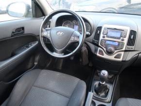 Hyundai i30  1.6 CRDi 