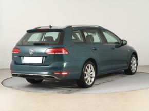 Volkswagen Golf  1.0 TSI 