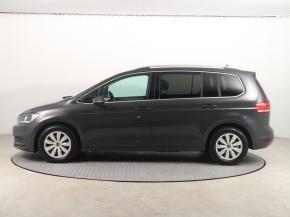 Volkswagen Touran  1.5 TSI 