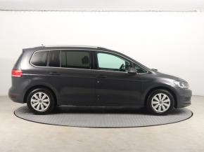 Volkswagen Touran  1.5 TSI 