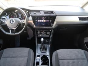 Volkswagen Touran  1.5 TSI 