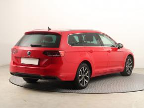 Volkswagen Passat  1.5 TSI Business 