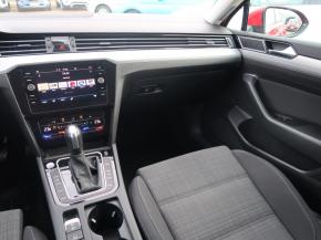 Volkswagen Passat  1.5 TSI Business 