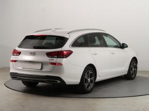 Hyundai i30  1.6 CRDi Smart 