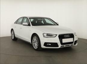 Audi A4  2.0 TDI S-Line 