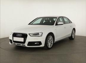 Audi A4  2.0 TDI S-Line 