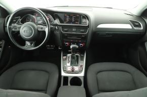 Audi A4  2.0 TDI S-Line 