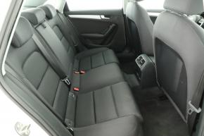 Audi A4  2.0 TDI S-Line 