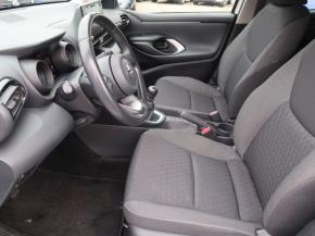 Toyota Yaris  1.5 VVT-i Comfort Style Tech 