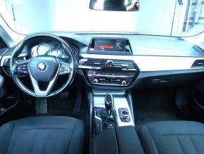 BMW 5  525d 