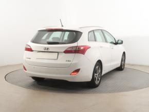 Hyundai i30  1.6 MPI 