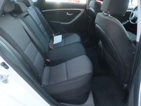 Hyundai i30  1.6 MPI 