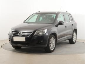 Volkswagen Tiguan  2.0 TSI 