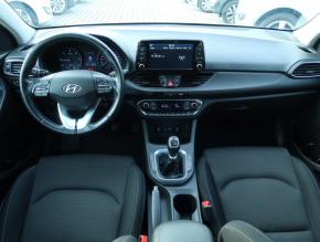 Hyundai i30  1.6 CRDi 