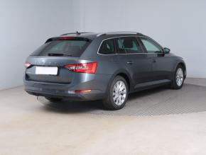 Škoda Superb  2.0 TDI Style 