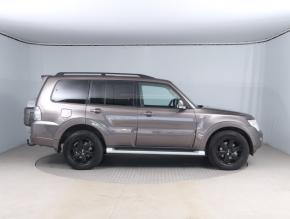 Mitsubishi Pajero  3.2 DI-D 