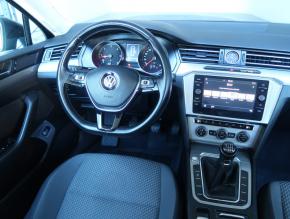 Volkswagen Passat  2.0 TDI Trendline 